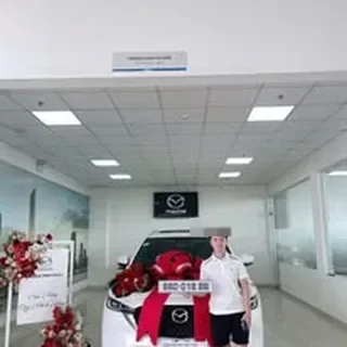Hoạt động tư vấn và giao xe Mazda tại Vĩnh Phúc 3