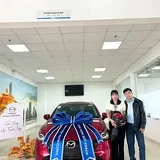 Hoạt động tư vấn và giao xe Mazda tại Vĩnh Phúc 5